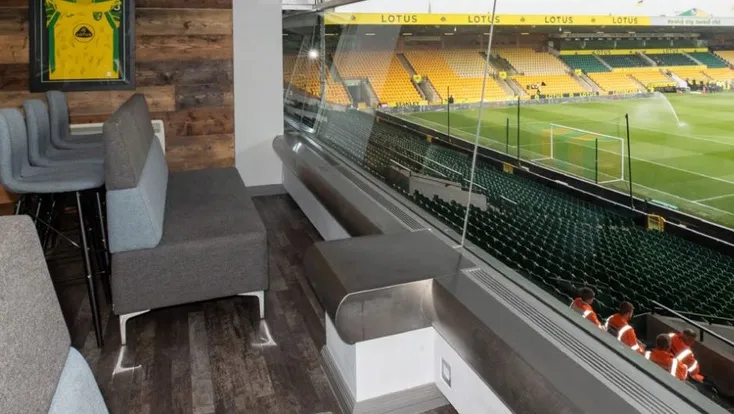 Không gian sảnh khách sạn Carrow Road