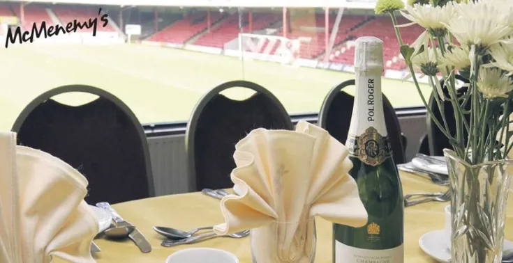 Khu vực dịch vụ cao cấp và sự kiện tại sân vận động Blundell Park