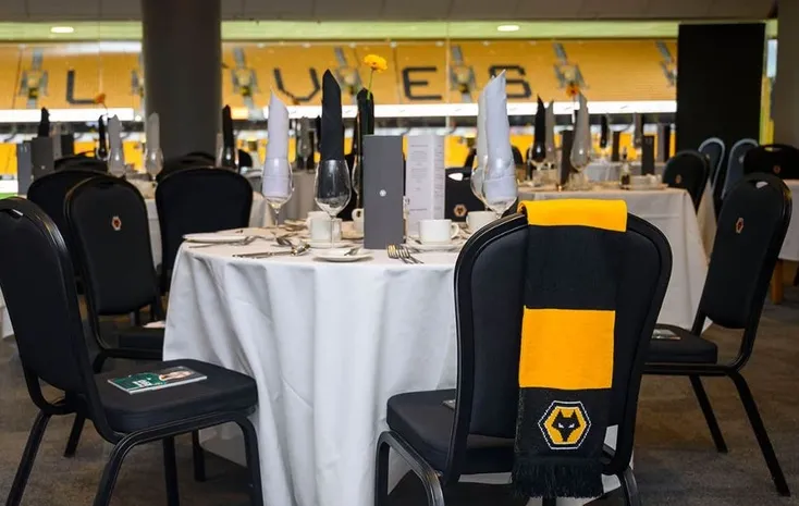 Phòng khách VIP và khu vực trải nghiệm cao cấp tại sân vận động Molineux