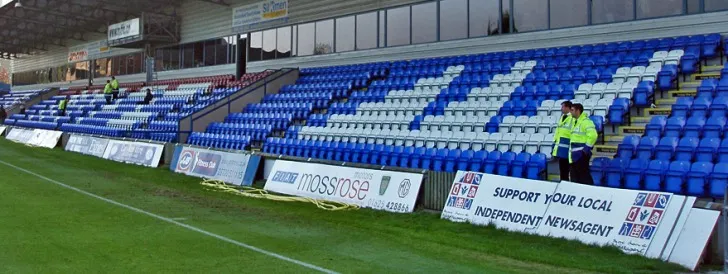 Sơ đồ bố trí chỗ ngồi và các khán đài chính tại sân vận động Moss Rose, nhà của Macclesfield Town