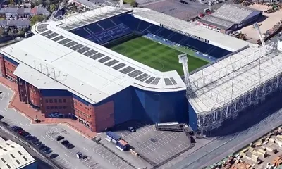 Toàn cảnh sân vận động The Hawthorns nhìn từ trên cao, biểu tượng của West Bromwich Albion trong bóng đá Anh.