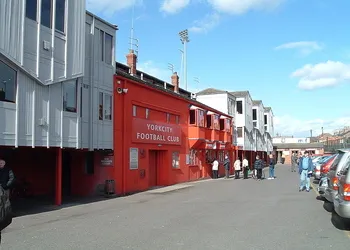 Tổng quan sân vận động Bootham Crescent, sân nhà cũ của York City FC