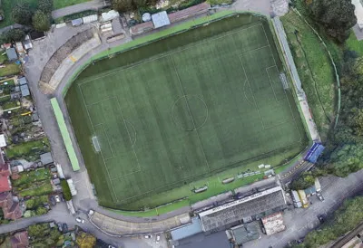 Tổng quan sân vận động Gander Green Lane, sân nhà của Sutton United