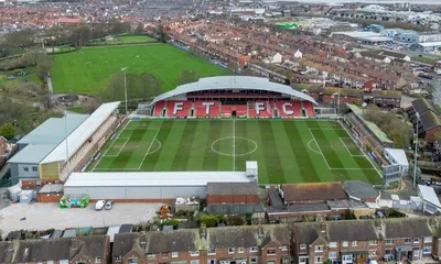 Tổng quan trên không Highbury Stadium của Fleetwood Town FC tại bóng đá Anh