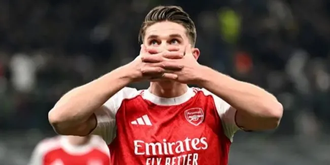 Gyokeres ấn định chiến thắng 3-1 cho Arsenal